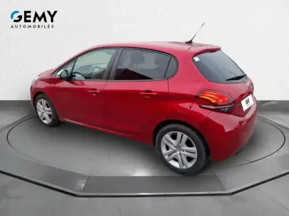 Photo 6 Peugeot 208  PureTech 82ch S&S BVM5 6.2 Evap