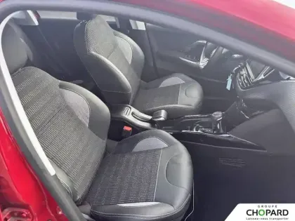 Photo 12 Peugeot 2008  PureTech 110ch S&S EAT6