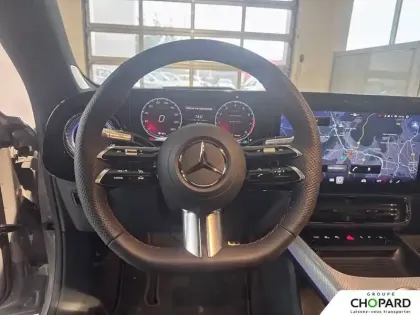 Photo 45 Mercedes CLA  200 8F-eDCT 4MATIC