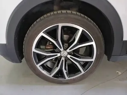 Photo 45 Volkswagen T-cross Gén. I Ph1 Carat 5