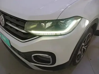Photo 48 Volkswagen T-cross Gén. I Ph1 Carat 5