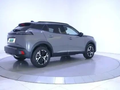 Photo 32 Peugeot 2008  Hybrid 145 e-DCS6