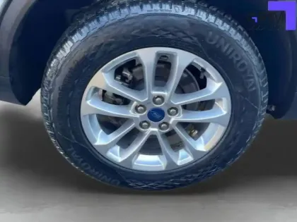 Photo 54 Ford Kuga  2.5 Duratec 190 ch FlexiFuel FHEV E85 Powershift