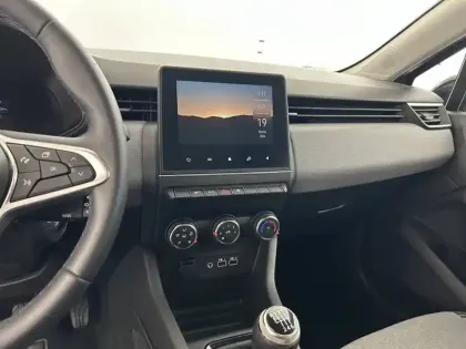 Photo 11 Renault Clio  TCe 90