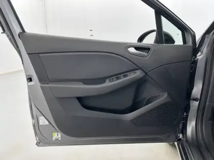 Photo 10 Renault Clio  TCe 90