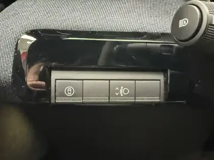 Photo 10 Renault 5 Renault  E-Tech Electrique 10 ch autonomie confort