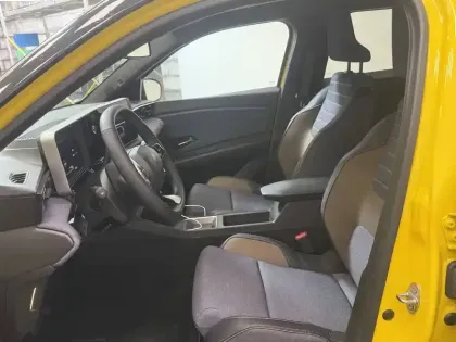 Photo 8 Renault 5 Renault  E-Tech Electrique 10 ch autonomie confort