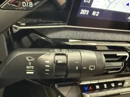 Photo 16 Renault 5 Renault  E-Tech Electrique 10 ch autonomie confort