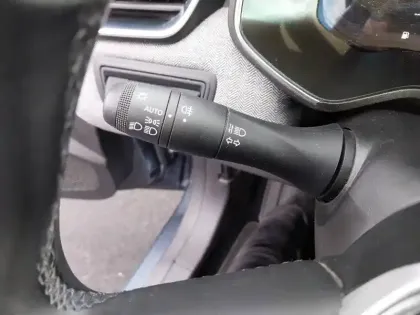 Photo 22 Renault Clio  E-Tech 140 - 21N