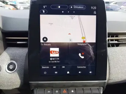 Photo 79 Renault Clio  E-Tech 140 - 21N