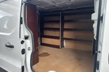 Photo 75 Nissan Nv300  FOURGON L1H1 2T8 2.0 DCI 120 BVM