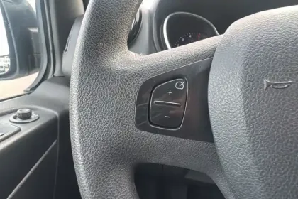 Photo 70 Nissan Nv300  FOURGON L1H1 2T8 2.0 DCI 120 BVM