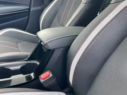 Photo 20 Toyota Corolla  Hybride 122h