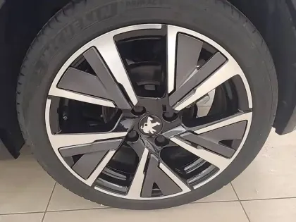 Photo 60 Peugeot 208  PureTech 100 S&S EAT8