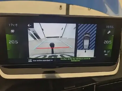 Photo 65 Peugeot 208  PureTech 100 S&S EAT8