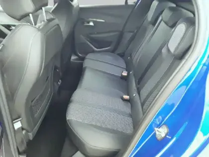 Photo 35 Peugeot 208  PureTech 100 S&S EAT8