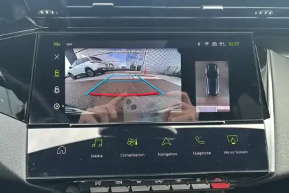 Photo 21 Peugeot 308  PureTech 130ch S&S EAT8