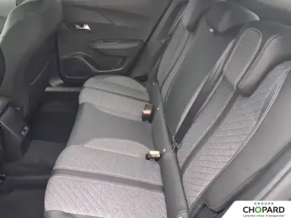 Photo 17 Peugeot 2008  Hybrid 145 e-DCS6