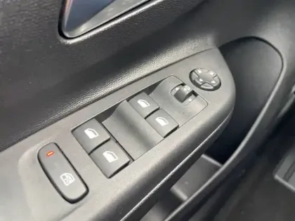 Photo 26 Opel Corsa  1.2 Turbo 130 ch BVA8