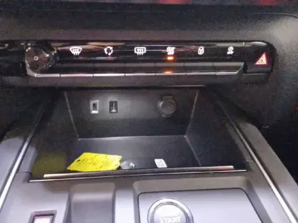 Photo 24 Citroën C5 aircross  Hybride 136 e-DCS6