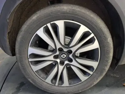 Photo 31 Renault Captur  Blue dCi 115 EDC