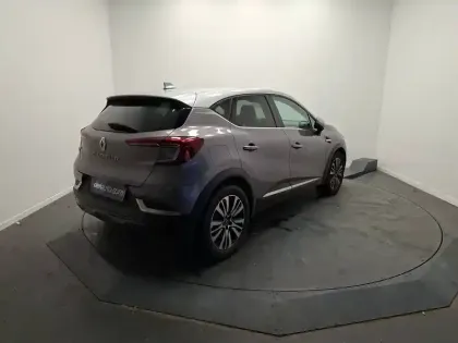 Photo 41 Renault Captur  Blue dCi 115 EDC