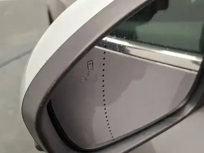 Photo 65 Renault Captur  Blue dCi 115 EDC