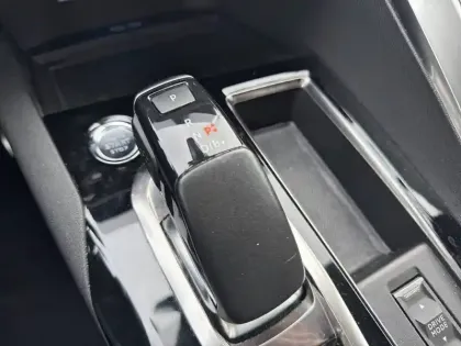 Photo 13 Peugeot 3008 Gén. II Ph2 GT 5