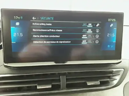 Photo 42 Peugeot 3008 Gén. II Ph2 GT 5