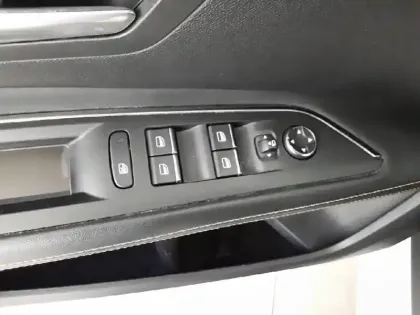 Photo 44 Peugeot 3008 Gén. II Ph2 GT 5