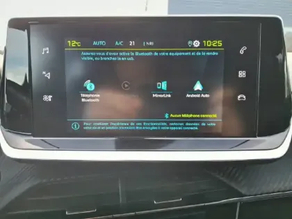 Photo 17 Peugeot 2008  Electrique 136 ch