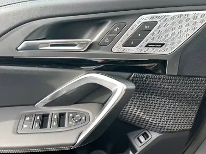 Photo 28 BMW X1  xDrive 25e 245ch DKG7