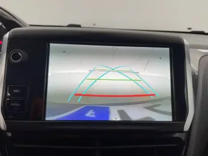 Photo 47 Peugeot 2008  PureTech 110ch S&S BVM6