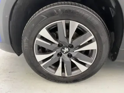 Photo 38 Peugeot 2008  PureTech 110ch S&S BVM6