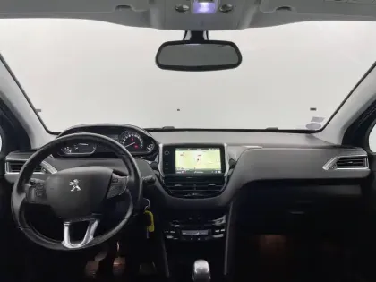 Photo 51 Peugeot 2008  PureTech 110ch S&S BVM6