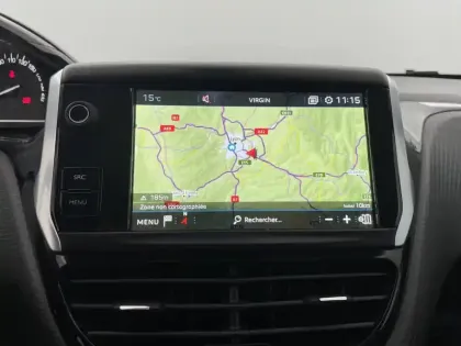 Photo 41 Peugeot 2008  PureTech 110ch S&S BVM6