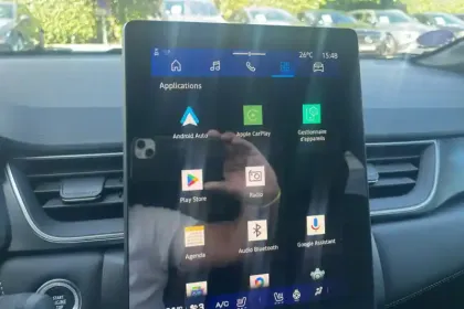 Photo 22 Renault Symbioz  E-Tech full hybrid 145