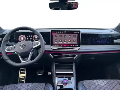 Photo 10 Volkswagen Tiguan  2.0 TDI 150ch DSG7