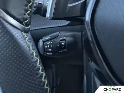 Photo 22 Peugeot 208  Hybrid 100 e-DCS6