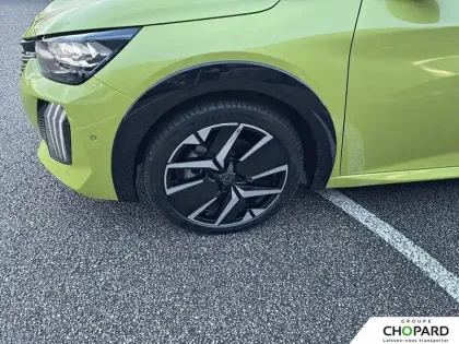 Photo 23 Peugeot 208  Hybrid 100 e-DCS6