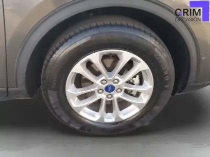 Photo 13 Ford Kuga  2.5 Duratec 190 ch FlexiFuel FHEV E85 Powershift