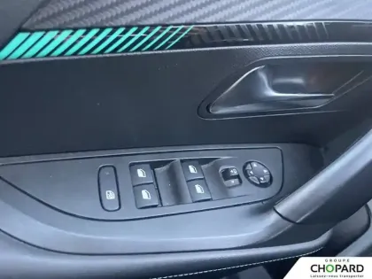 Photo 14 Peugeot 2008  Electrique 136 ch