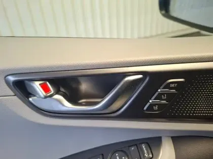 Photo 19 Hyundai Ioniq Gén. I Ph2 Executive 5