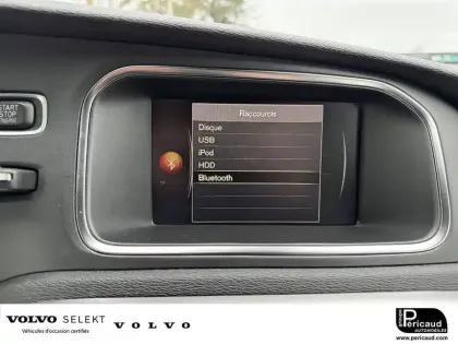 Photo 15 Volvo V40  T2 122 ch Geartronic 6