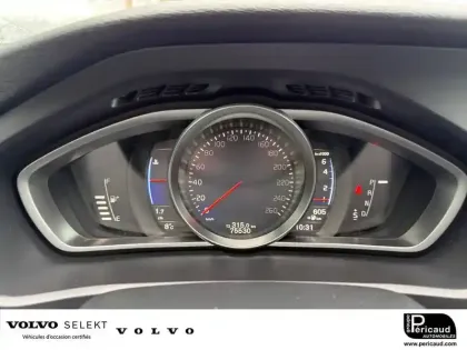 Photo 11 Volvo V40  T2 122 ch Geartronic 6