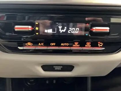 Photo 23 Suzuki Swift  1.2 Dualjet Hybrid