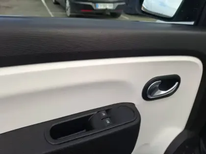 Photo 24 Renault Twingo  III 1.0 SCe 70 Stop & Start E6C