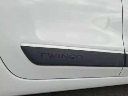 Photo 19 Renault Twingo  III 1.0 SCe 70 Stop & Start E6C