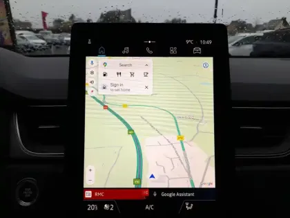 Photo 12 Renault Captur  E-Tech full hybrid 145 ch