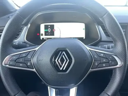Photo 67 Renault Captur  E-Tech full hybrid 145 ch